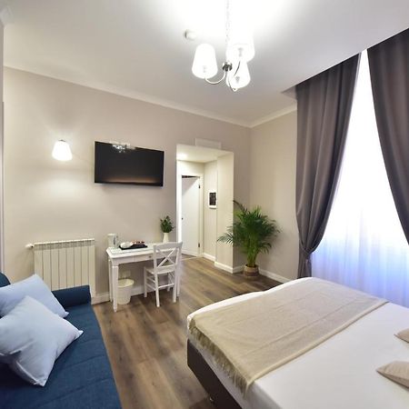 Sacconi Palace Suite Roma ภายนอก รูปภาพ
