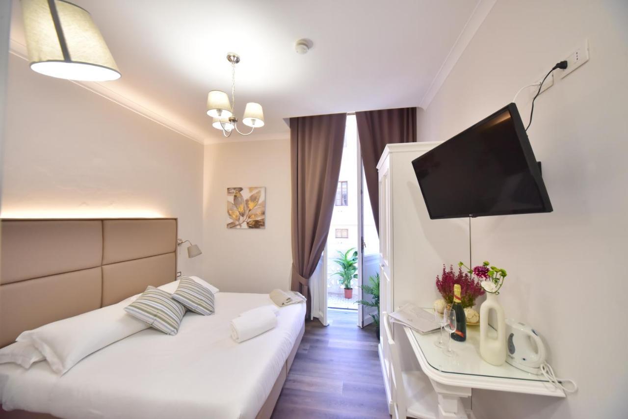 Sacconi Palace Suite Roma ภายนอก รูปภาพ