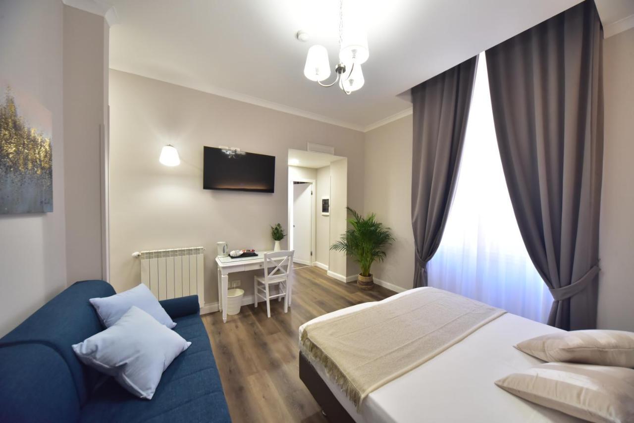 Sacconi Palace Suite Roma ภายนอก รูปภาพ