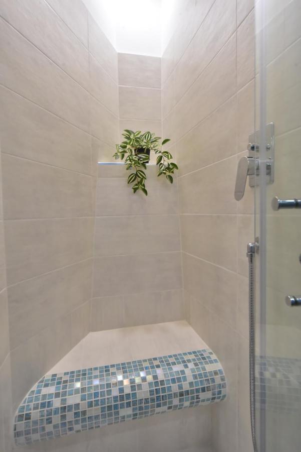 Sacconi Palace Suite Roma ภายนอก รูปภาพ