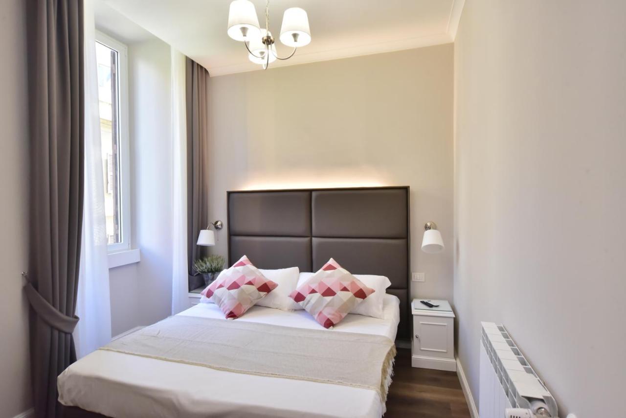 Sacconi Palace Suite Roma ภายนอก รูปภาพ